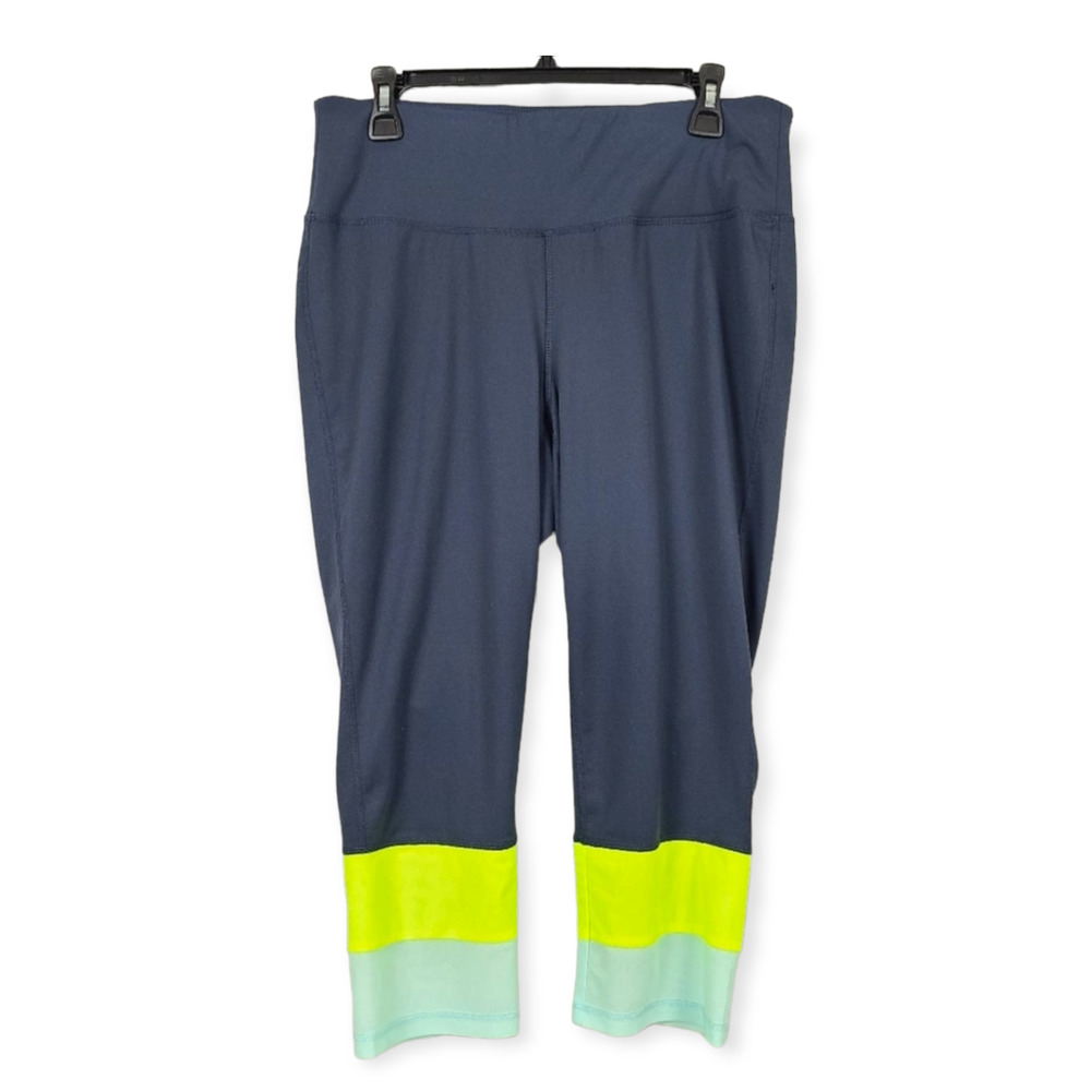 Livi Athletic Capri Yoga Pant 14/16